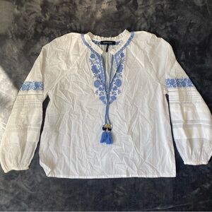 BCBGMaxAzria Women’s Ivory Blouse with Sky Blue Detailing Size Large